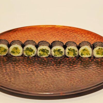 Мини-ролл с огурцом в Sushimarket по цене 620 ₽