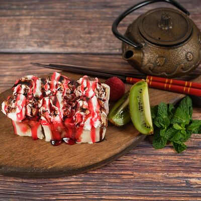 Сладкий ролл №2 в Японский городовой 64 по цене 290 ₽