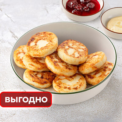 Большая порция сырников со сметаной и вареньем в Шоколадница по цене 892 ₽