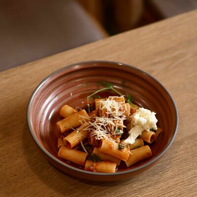 Ригатони Болоньезе в Rice foodcoffee по цене 3190 ₸