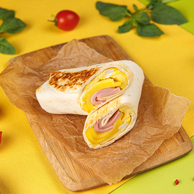 Ролл с ветчиной сыром и яйцом в Кулинария Пан Запекан по цене 225 ₽