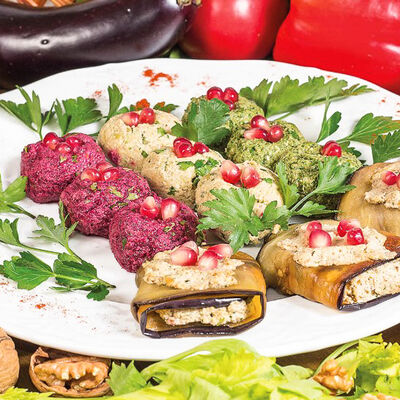 Пхали ассорти в Мушмула по цене 359