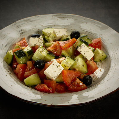 Греческий в Campus Grill по цене 560 ₽