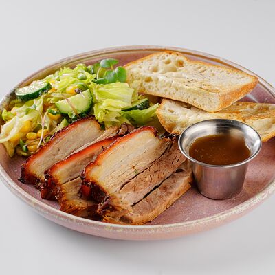 Запечённая пашина свиная в Gytбаr по цене 1778 ₽