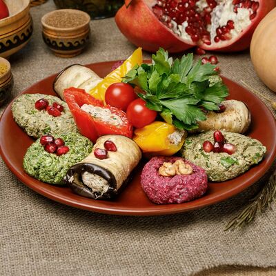 Ассорти пхали в Шашлычный дворик по цене 640 ₽