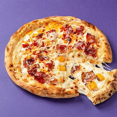 Пицца Карбонара в Шоколадница по цене 795 ₽