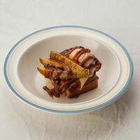 Френч-тост с грушей и кремом из халвыв Civil Coffee Bar