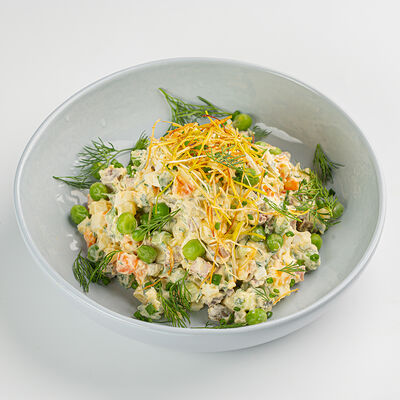 Оливье с копченым говяжьим языком в Южанин по цене 94000 сум