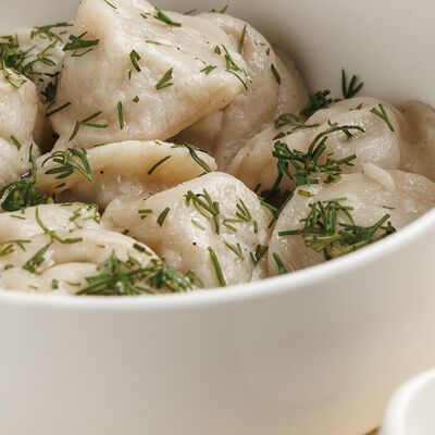 Самолепные пельмени из говядины в Бабуля по цене 450 ₽