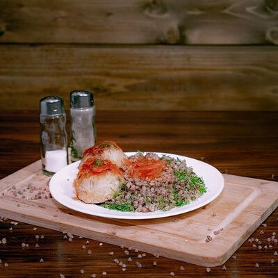 Тефтели мясные с рисом в Тройка по цене 260 ₽