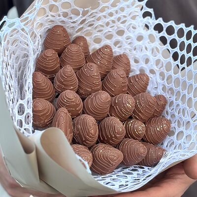 Букет клубники в шоколаде №3 в Di Panna Confetteria по цене 3590 ₽