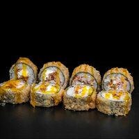 Ролл в темпуре с креветкой в Tanaka суши