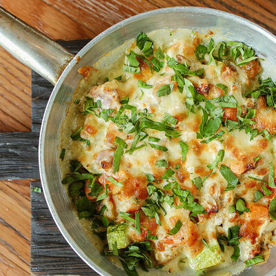 Рагу из кролика со сметаной и овощами в Сыроварня по цене 1050