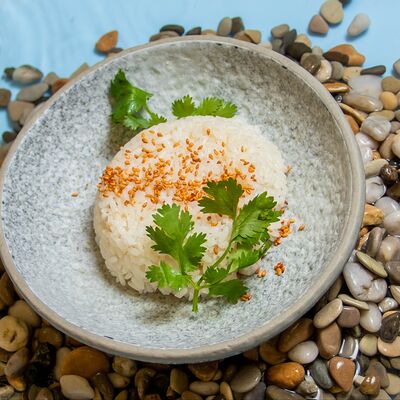 Пряный рис с мицуканом и кунжутом в Острова по цене 250 ₽