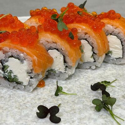 Ролл Филадельфия в Cake bakery по цене 615 ₽