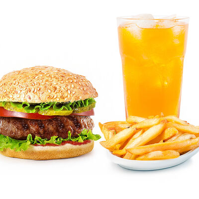 Чили бургер + фри + напиток на выбор 0,5 в PizzBurg по цене 3400 ₸