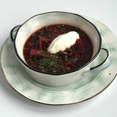 Борщ с ржаными гренками и салом в Jesstaurant по цене 500 ₽