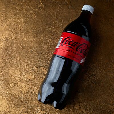 Coca-Cola классика в Питерские плюхи по цене 200 ₽