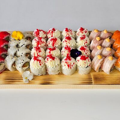 Сет Карнавал в Tochi Food по цене 2915 ₽