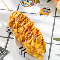 Корн-дог с картофелем фри в I Wok You