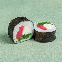 Магуро маки с чука салатом в ART FOOD