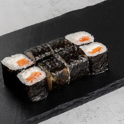 Классический с лососем и сливочным сыром в Суши лайк по цене 438 ₽