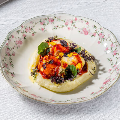 Голубцы с кроликом в Lores по цене 1090 ₽