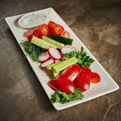 Ассорти свежих овощей в Гранат по цене 490 ₽