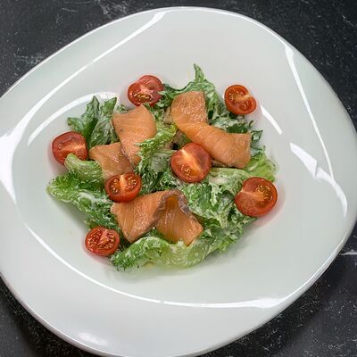 Цезарь с сёмгой в Brauny по цене 650 ₽