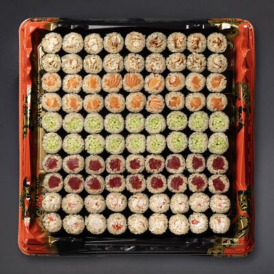 Набор классических роллов №2 в Bluefin по цене 13910 ₽