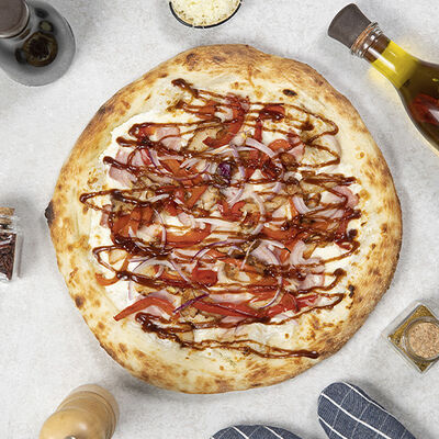 Пицца Цыпленок Барбекю в Risoy по цене 909 ₽