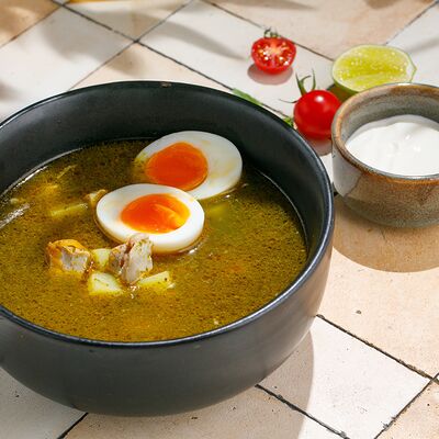 Щавелевый суп с куриным бедром в ЛарисуВаннуХочу по цене 490