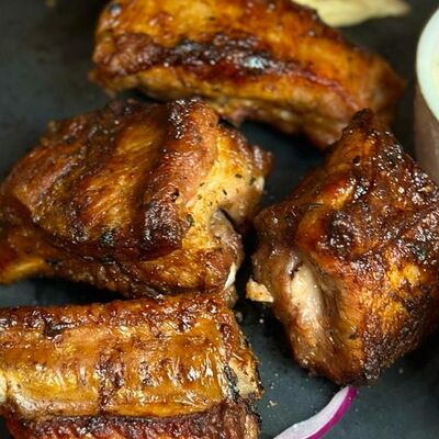 Свиные ребра в У Карена по цене 880 ₽