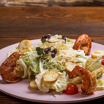 Цезарь с креветкой в Станица по цене 600 ₽