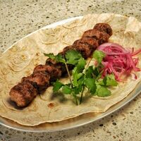 Люля-кебаб из говядиныв Foodmarket