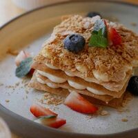 Наполеон неклассический в Кафе Май