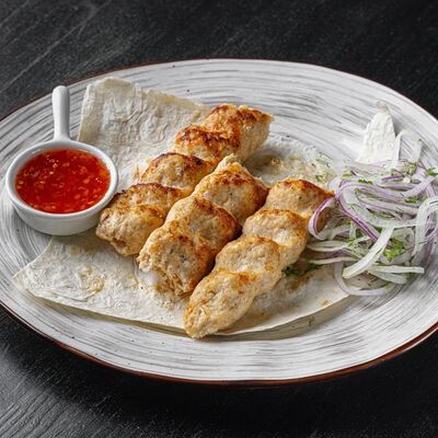 Люля-кебаб куриныйв Мёд по цене 490 ₽