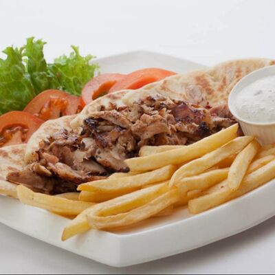 Открытый сувлаки с курицей в Шашлычная наУглях по цене 490 ₽