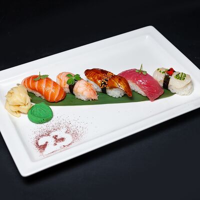 Сет суши в Grill Park FIBONA4I по цене 1300 ₽