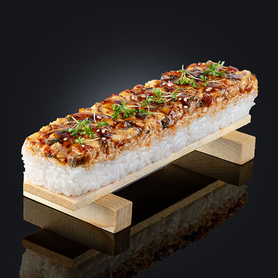 Box-roll с копченым угрем в Якитория по цене 597