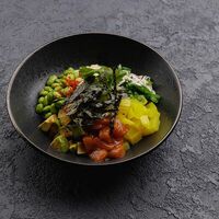 Поке-боул с лососем в Mukbang