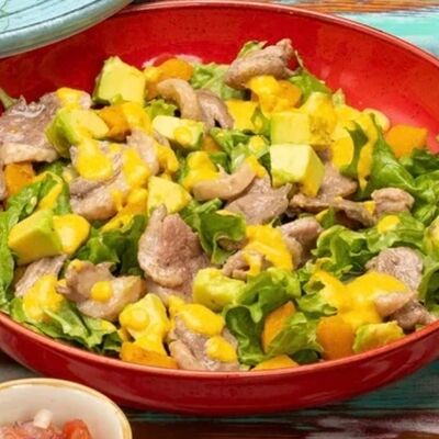 Салат с уткой и тыквой в Burritos по цене 550 ₽