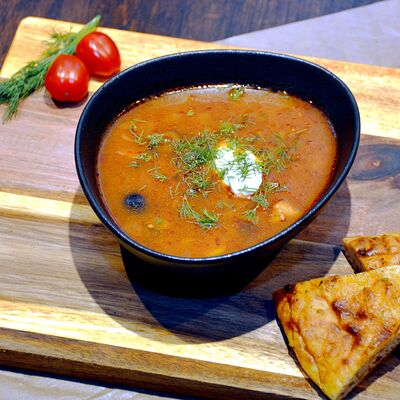 Солянка в Славянка по цене 450 ₽