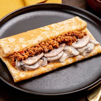Мясной блин с грибами в Папины блины по цене 560 ₽