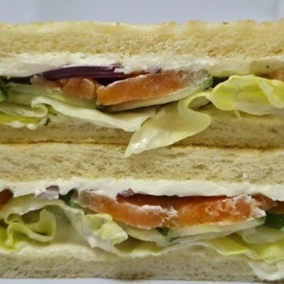 Сэндвич с лососемв Кофеизм по цене 320 ₽