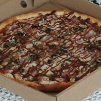 Барбекю в Angry Pizza