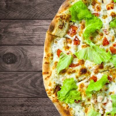 Пицца Цезарь в PIZZA LAB по цене 620 ₽
