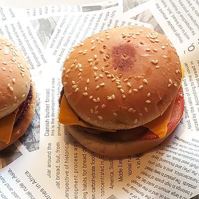 Чизбургер в Izmir по цене 300 ₽