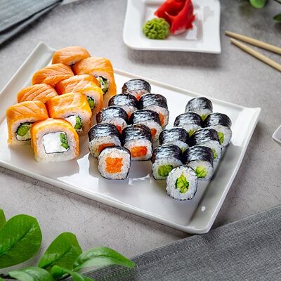 Набор роллов Пит-стоп в Суши-бар Макс Бокс по цене 991 ₽