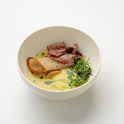 Крем суп из зеленого горошка с брискетом в Маргаретти по цене 1080 ₽